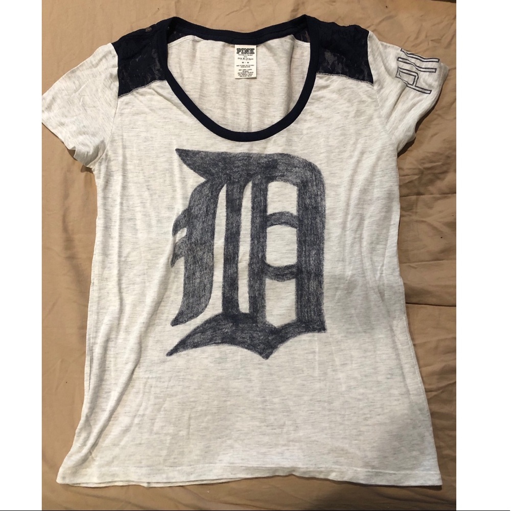 Victoria’s secret PINK Detroit Tiger’s shirt size medium